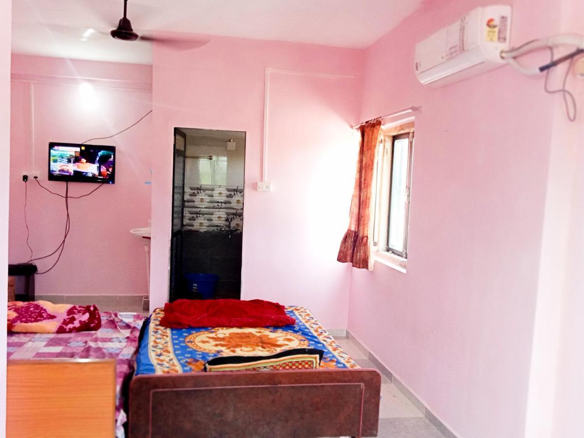 Krishna Homestay Garudeshwar Exterior foto